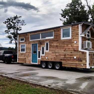 pet-friendly-tiny-house