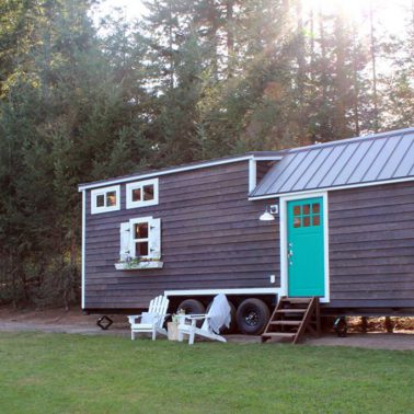 southern-charm-tiny-house