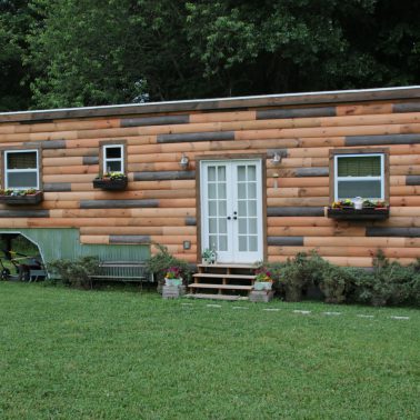tiny-house-envy-nomads-nest