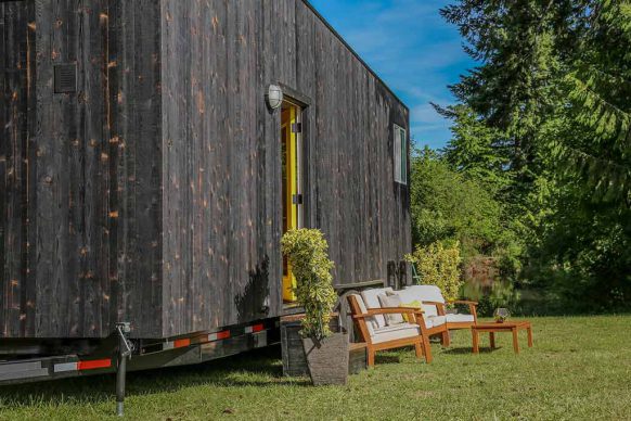 tiny-house-envy-shou-sugi-bsn