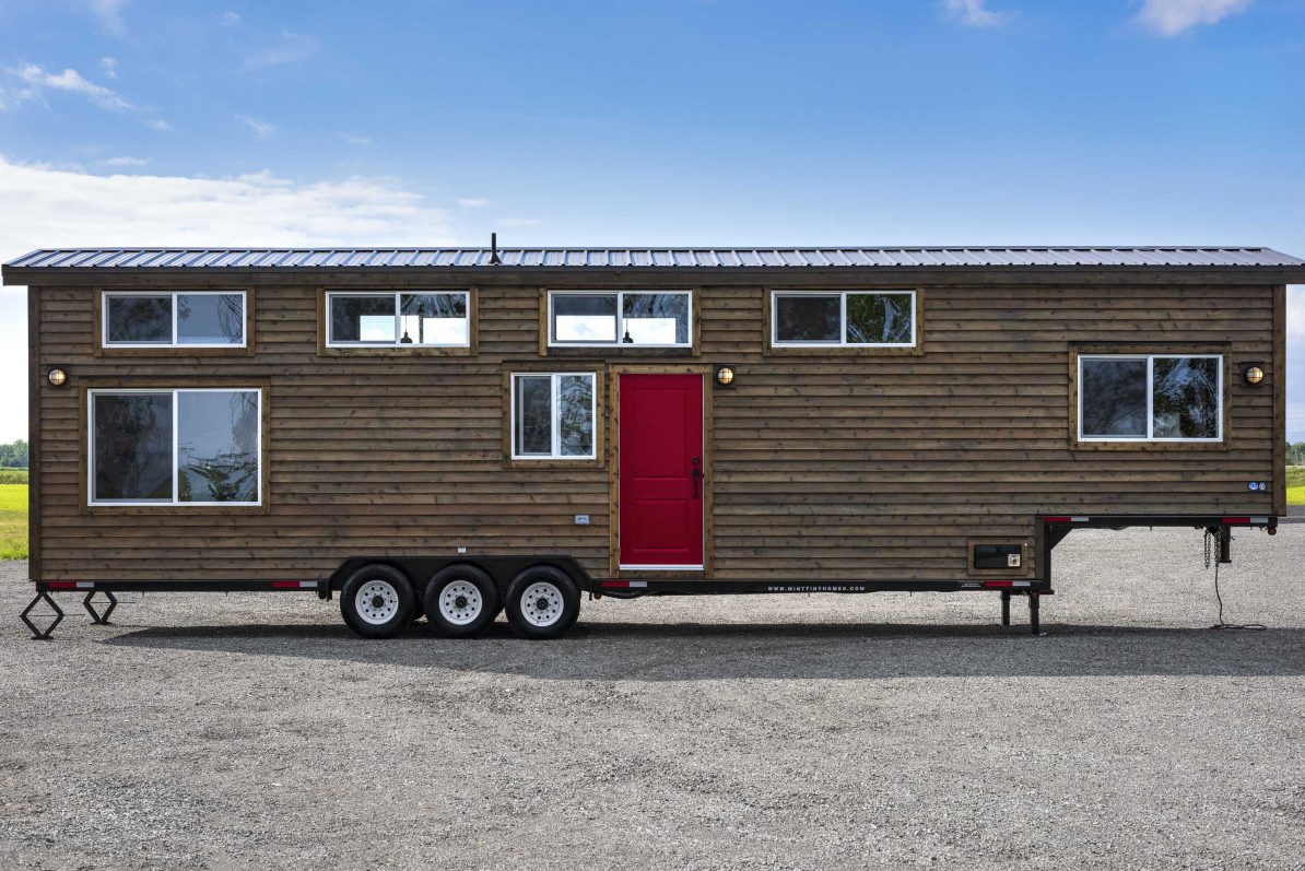 tiny-house-envy-canada-goose