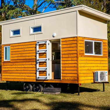 tiny-house-envy-graduate-series