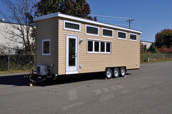 tiny-house-envy-hillside