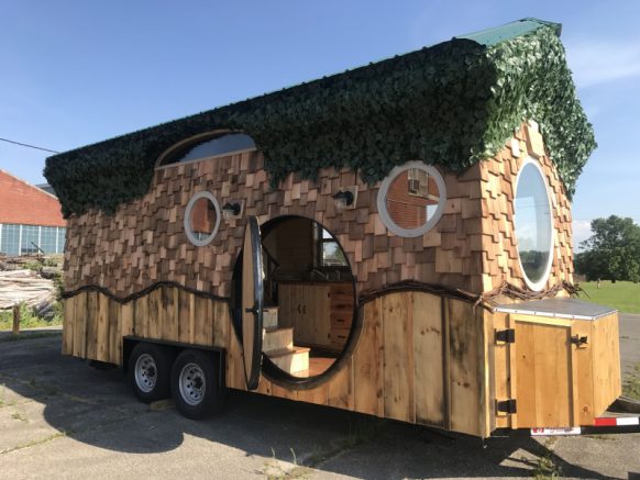 tiny house envy hobbit hole