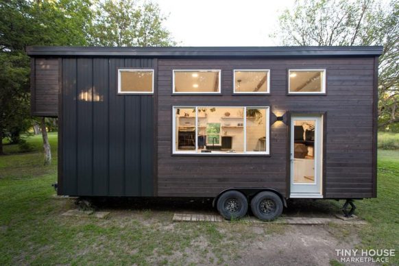 Tiny House Envy 26' house