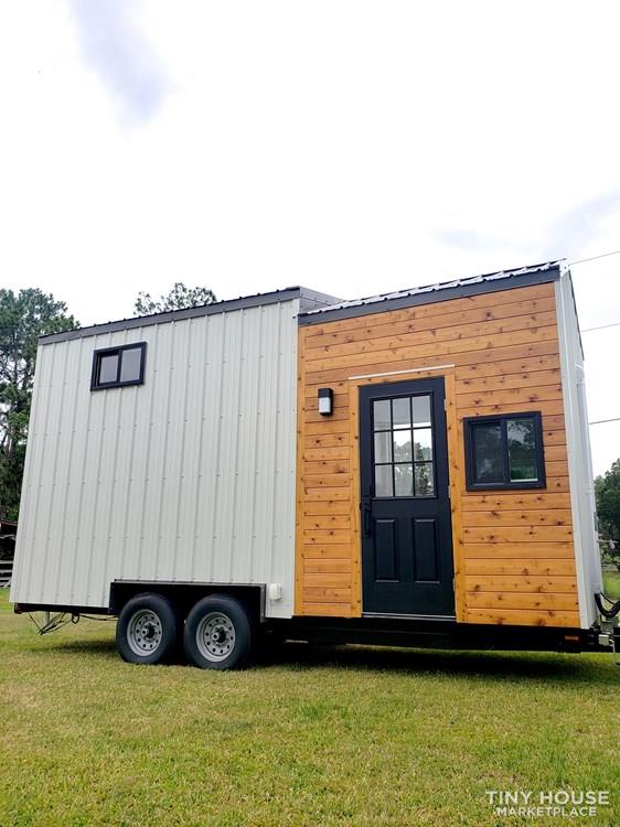 Tiny House Envy Market Place