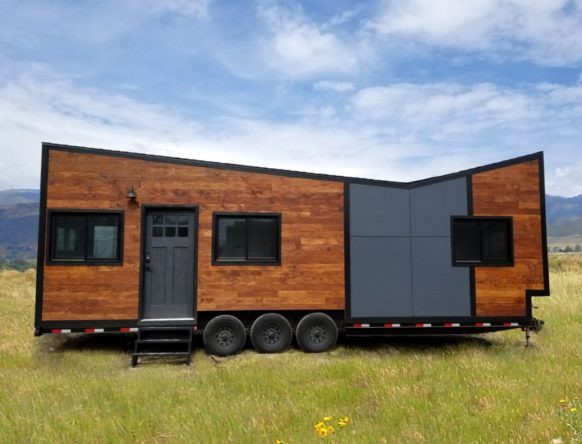 32 ' tiny house