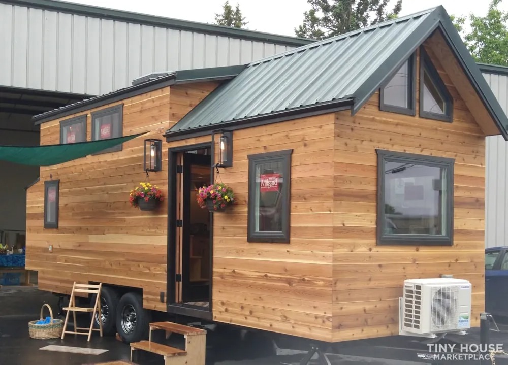 332 sq ft tiny house