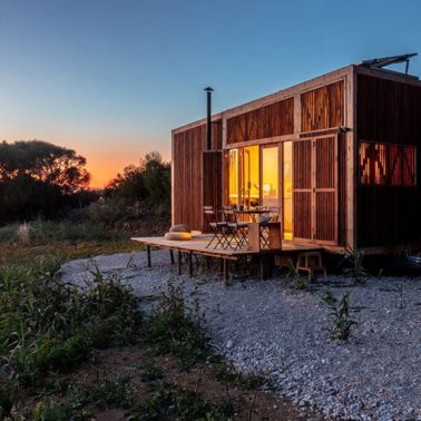 off grid tiny house