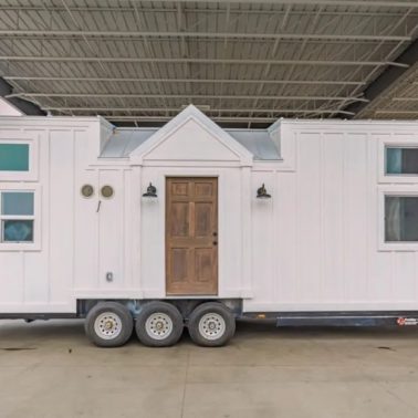 32' tiny house